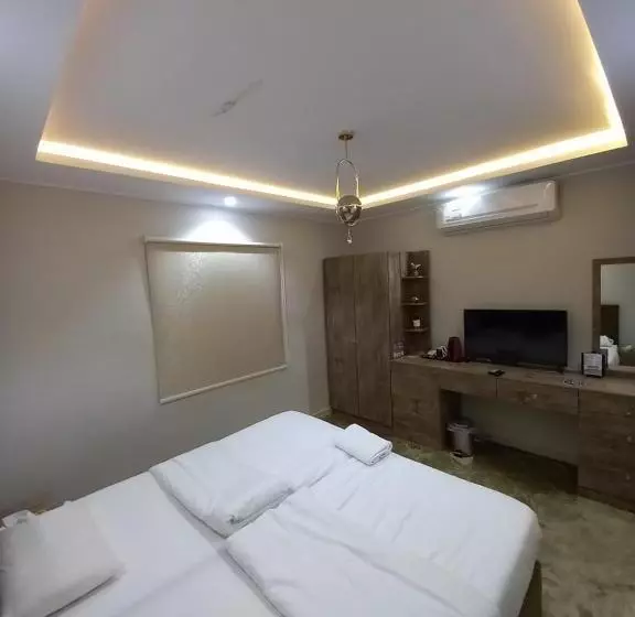 هاستل دايموند Diamond