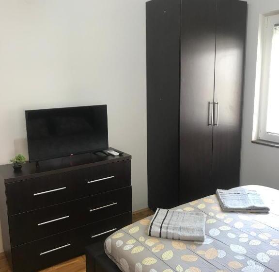 هاستل Guest House Sani