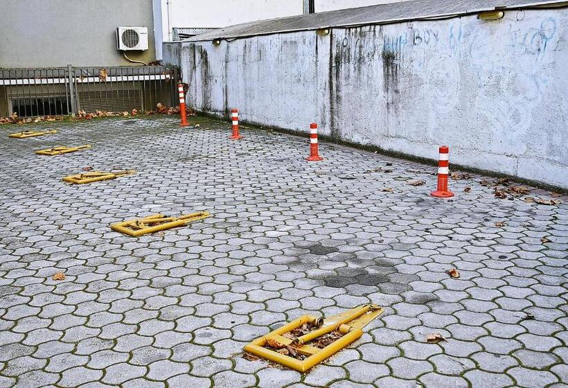 هاستل Guest House Sani