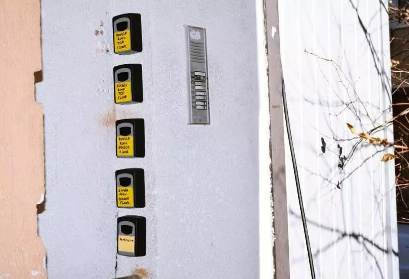 هاستل Guest House Sani