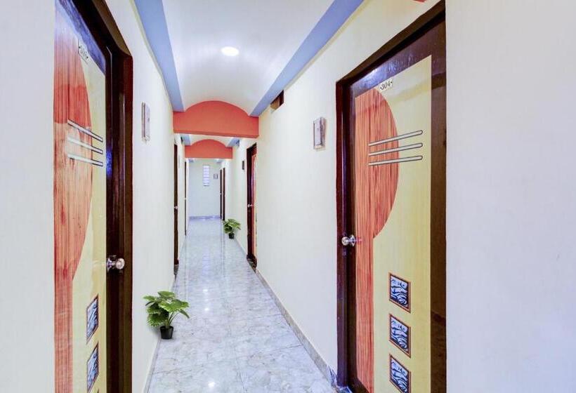 Collection O Hotel Krishna Lodge