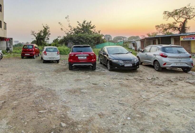 Collection O Hotel Krishna Lodge