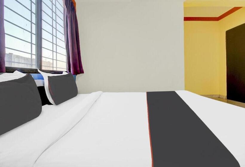 Collection O Hotel Krishna Lodge