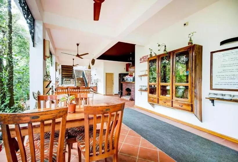 Hotelli Collection O Misty Stay Thekkady