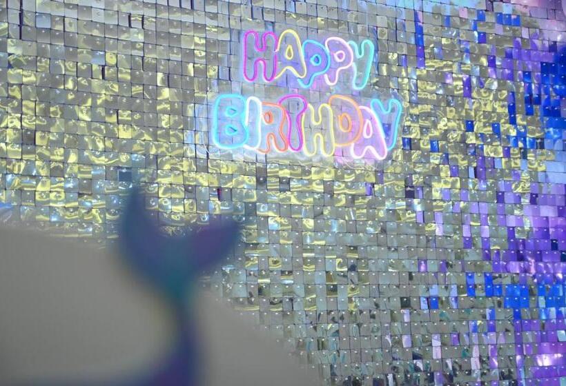 בית מלון כפרי Hibiscus Tree  Bachupally