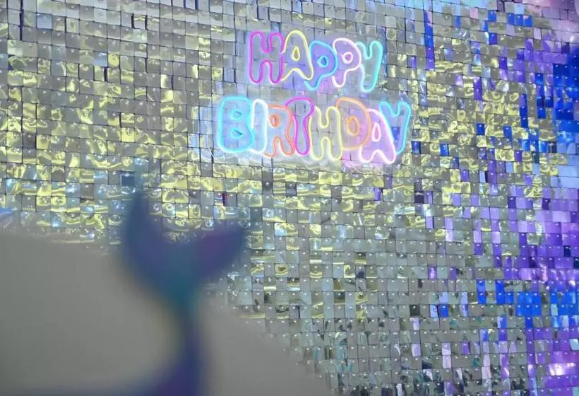 ホテル Hibiscus Tree  Bachupally