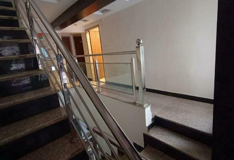 Hotel Krishna Royal Residency