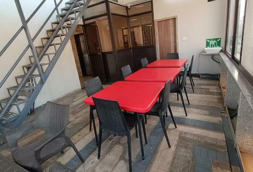 Hotel Krishna Royal Residency