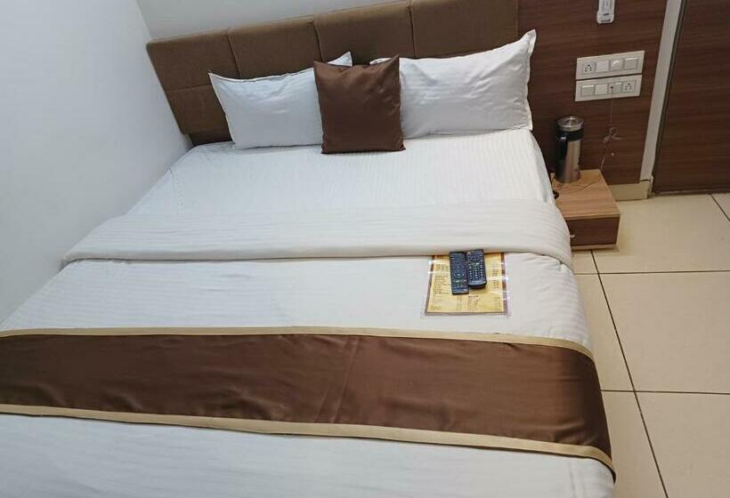 Hotel Krishna Royal Residency