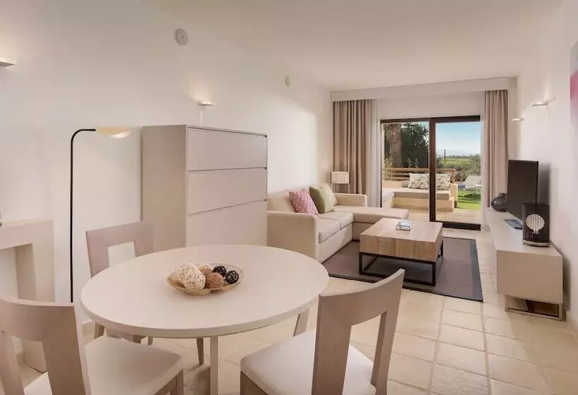 ホテル Ona Hacienda Del Alamo Golf Resort