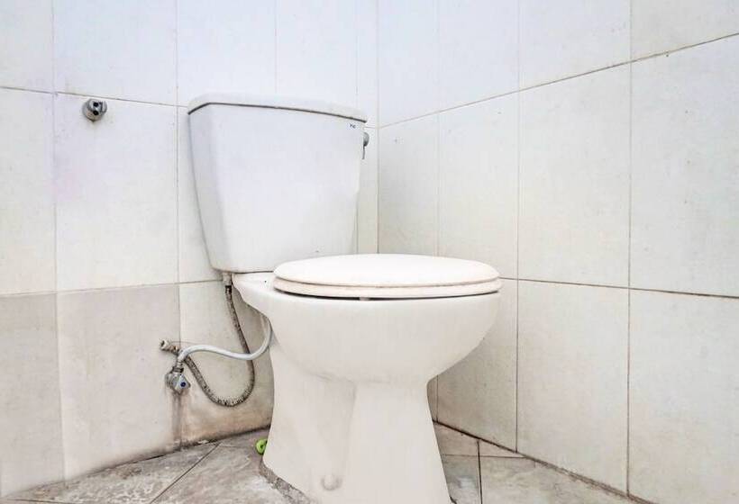 Szálloda Spot On 92031 Wisma Galung Syariah