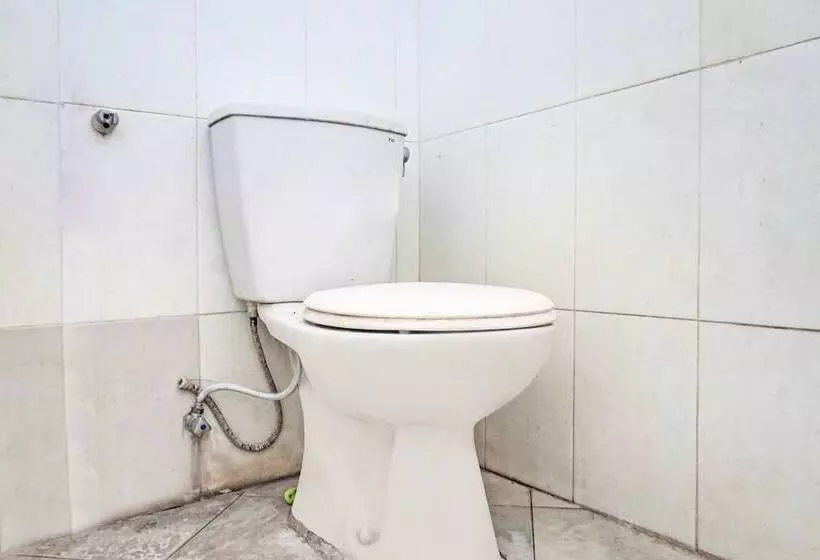 ホテル Spot On 92031 Wisma Galung Syariah