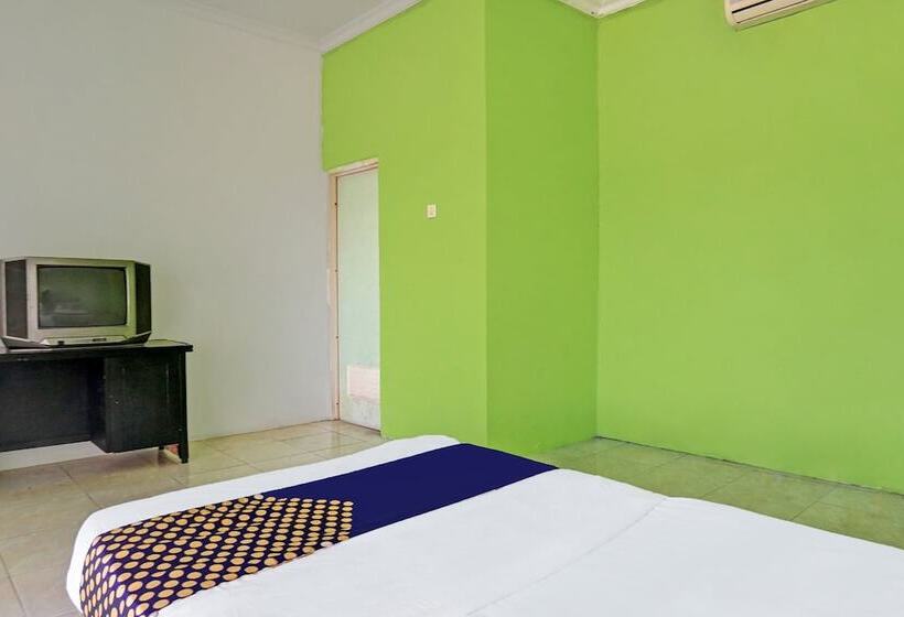 Szálloda Spot On 92031 Wisma Galung Syariah