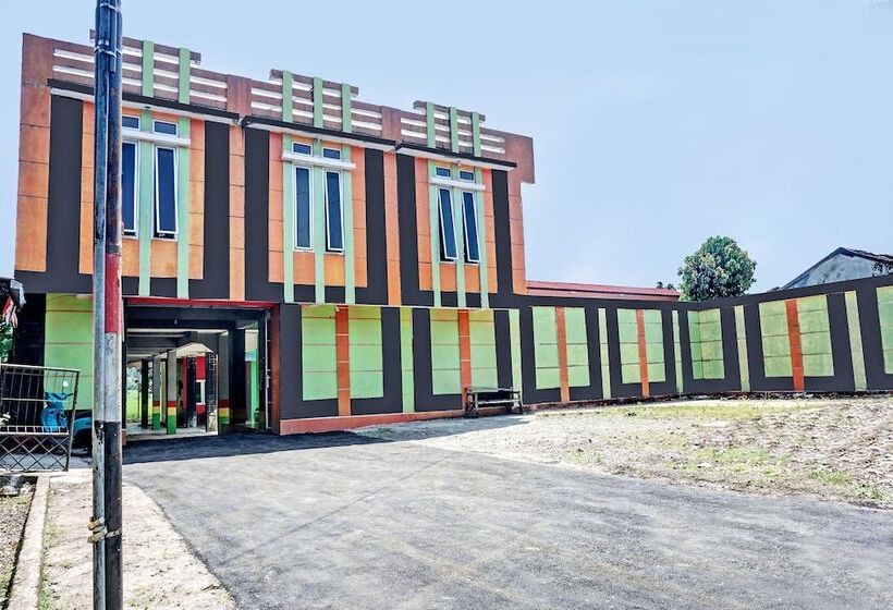 Szálloda Spot On 92031 Wisma Galung Syariah