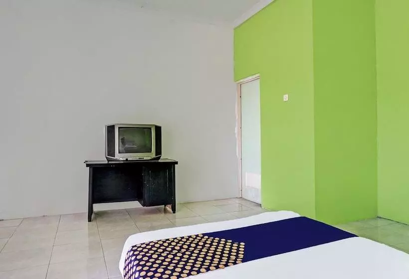 ホテル Spot On 92031 Wisma Galung Syariah