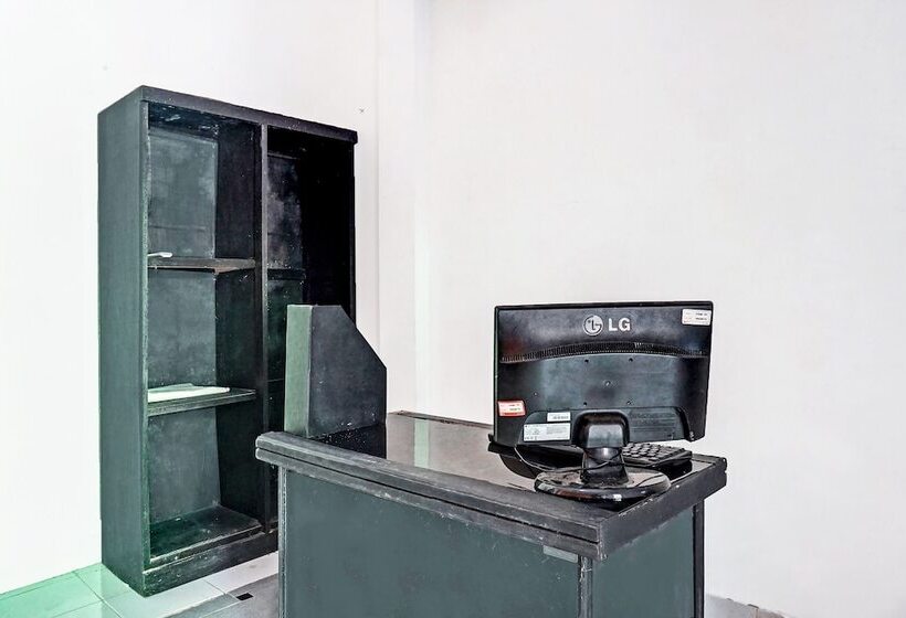 Szálloda Spot On 92031 Wisma Galung Syariah