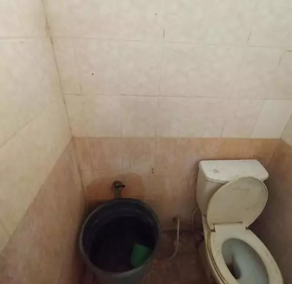 ホテル Spot On 92031 Wisma Galung Syariah