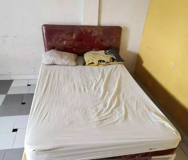 ホテル Spot On 92031 Wisma Galung Syariah