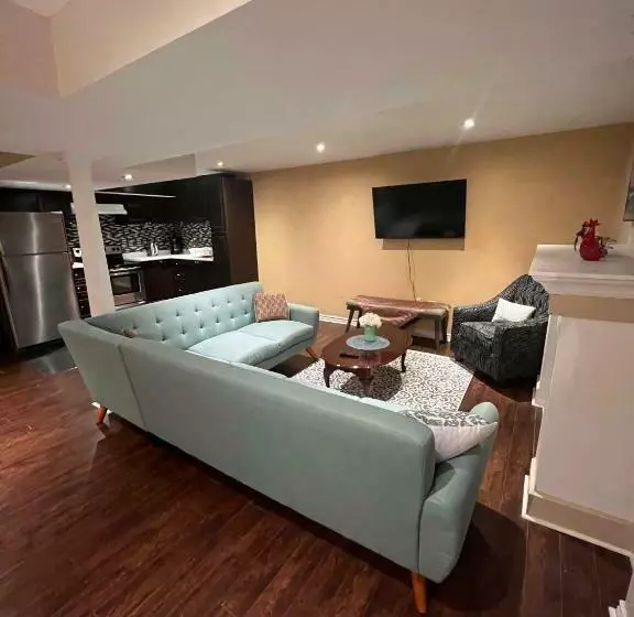 Majatalo A Cozy Unit, One Bedroom, Separate Entrance, Full Kitchen