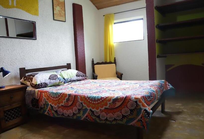 Pension (Hôtel basse catégorie) Arte Sin Fronteras Hostel