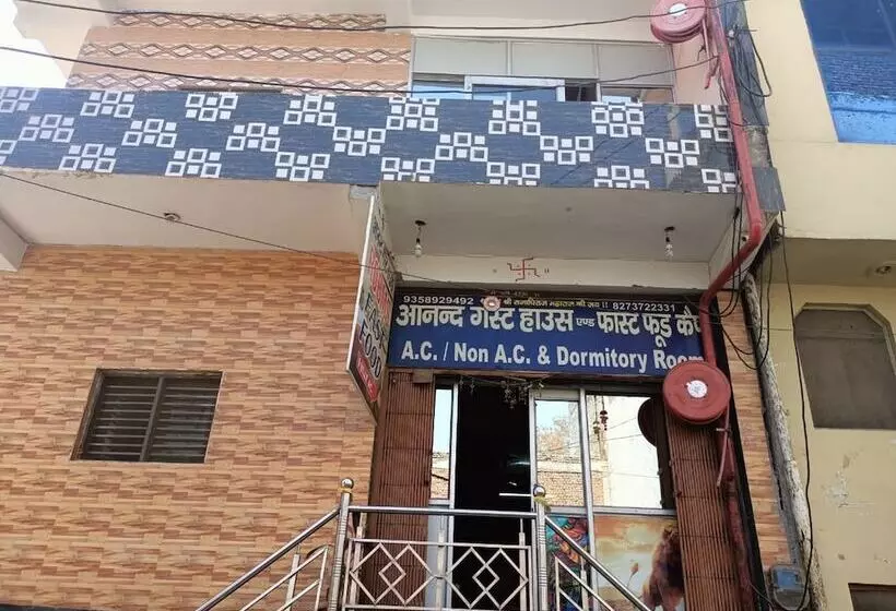 Majatalo Goroomgo Anand Guest House Mathura