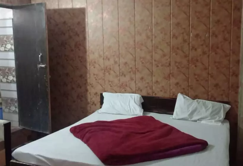 Majatalo Goroomgo Anand Guest House Mathura