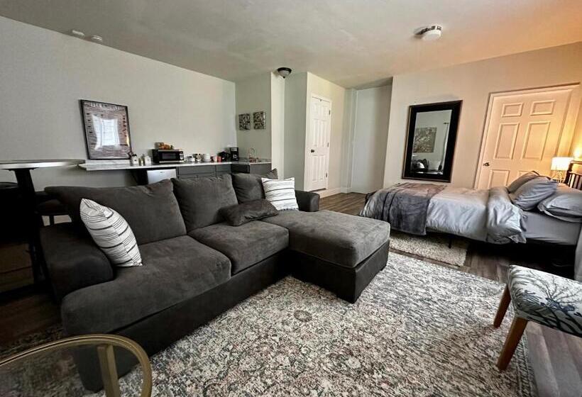 ペンション Sonia S Guest Suite In Montesano Gateway To Olympic National Park