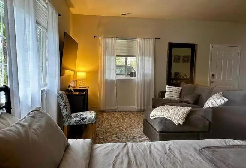 Majatalo Sonia S Guest Suite In Montesano Gateway To Olympic National Park