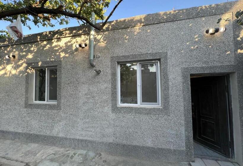 پانسیون Sunny Garden Guest House