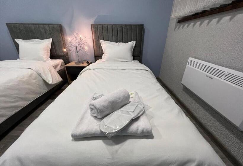 پانسیون Sunny Garden Guest House