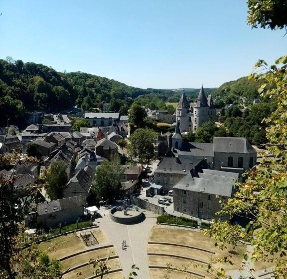 تختخواب و صبحانه Feel At Home In Warre, Durbuy