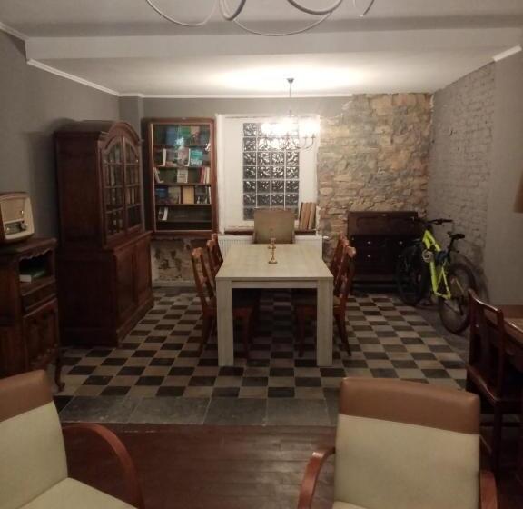 تختخواب و صبحانه Feel At Home In Warre, Durbuy