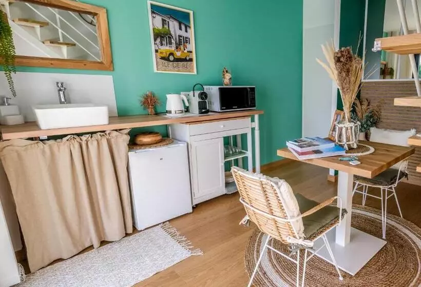 Aamiaismajoitus (B&B) Suites By Aix Keys Avec Jacuzzi Privatif 5 Min Des Plages Fouras