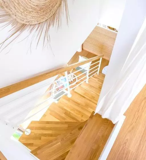 Aamiaismajoitus (B&B) Suites By Aix Keys Avec Jacuzzi Privatif 5 Min Des Plages Fouras