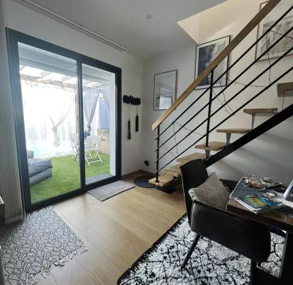 Aamiaismajoitus (B&B) Suites By Aix Keys Avec Jacuzzi Privatif 5 Min Des Plages Fouras