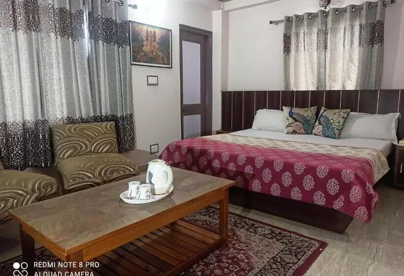 Aamiaismajoitus (B&B) Sunrise Villa Shimla