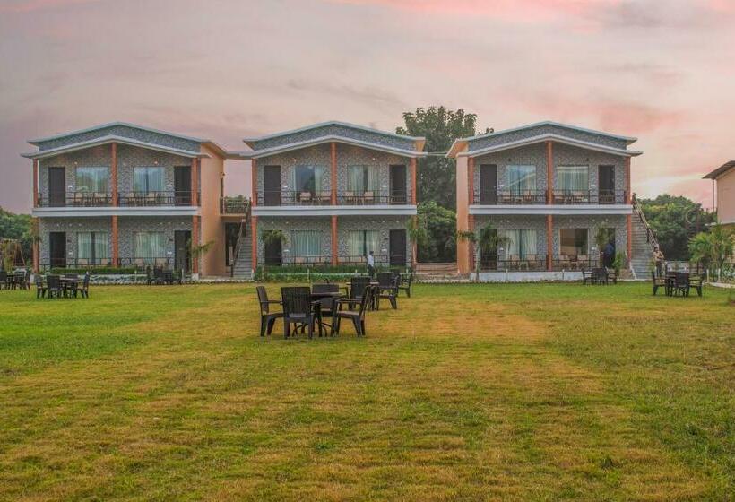 Green Retreat Resort