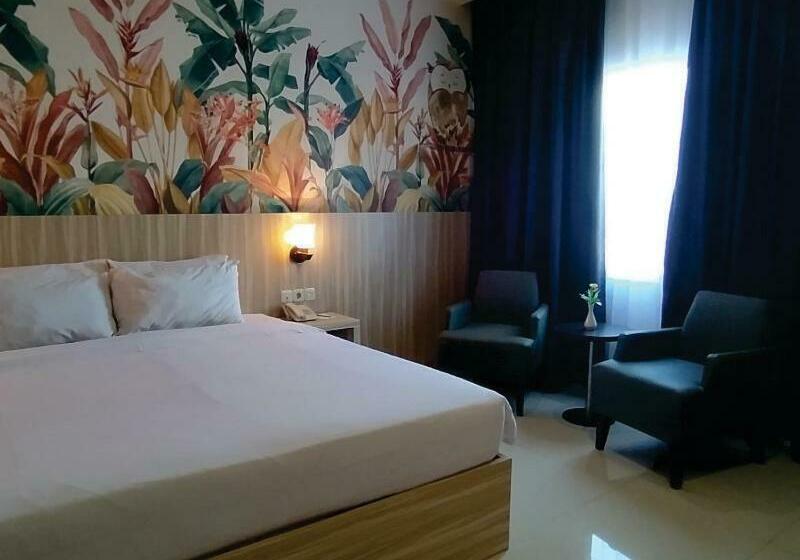 בית מלון כפרי All Nite & Day Sulsel  Makassar