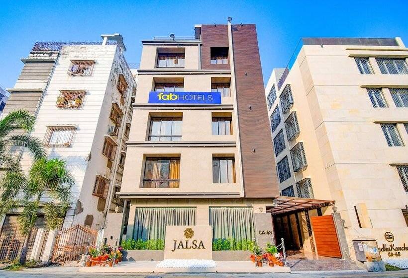 Fabhotel Prime Jalsa Nr Axis Mall