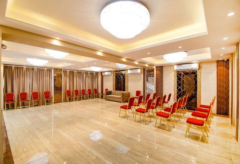 Fabhotel Prime Jalsa Nr Axis Mall