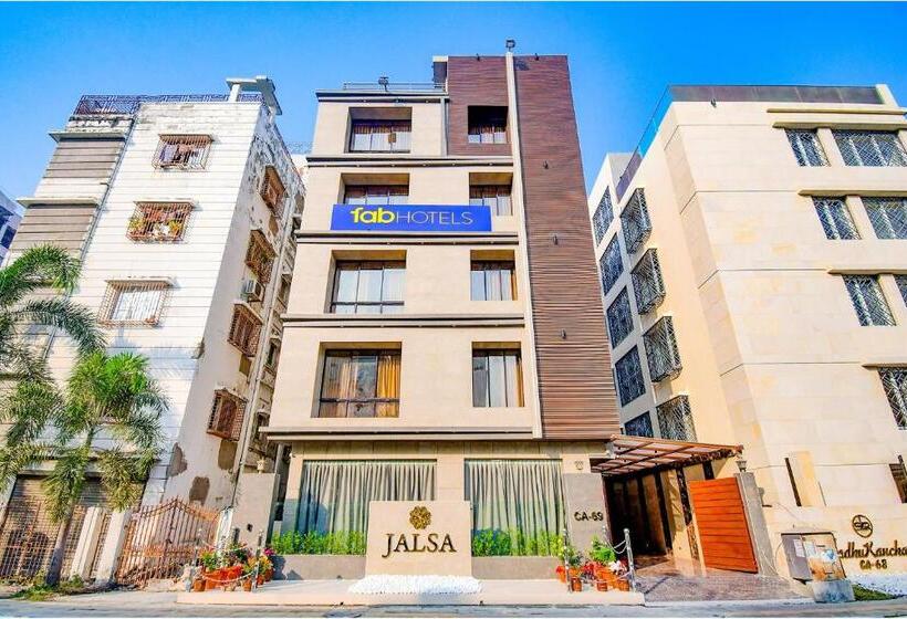 Fabhotel Prime Jalsa Nr Axis Mall