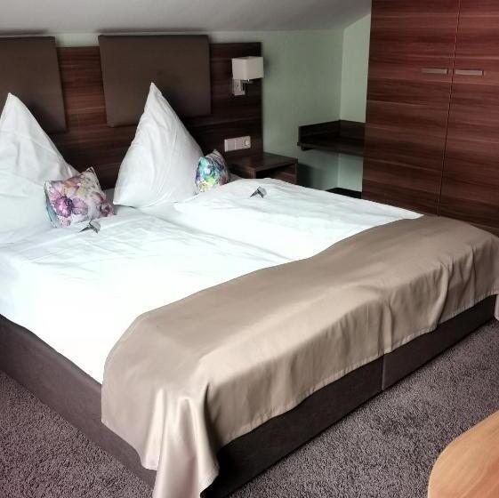 فندق Haus Hubertus