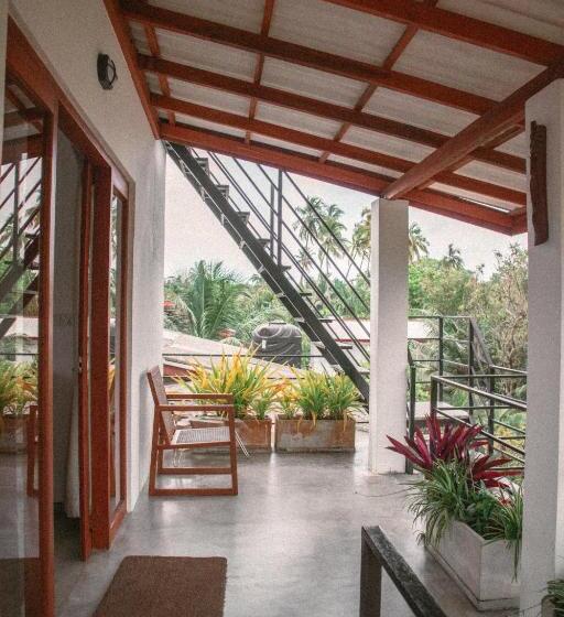 فندق Kooks Paradise