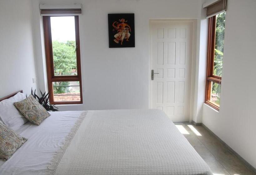 فندق Kooks Paradise