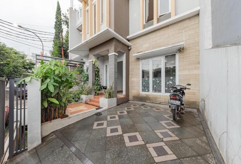 Отель Koolkost @ The Casa 18