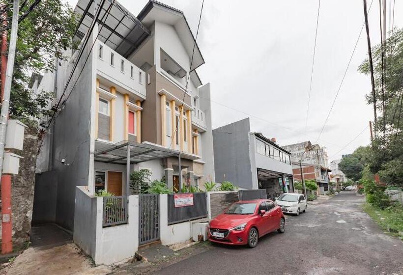 Отель Koolkost @ The Casa 18