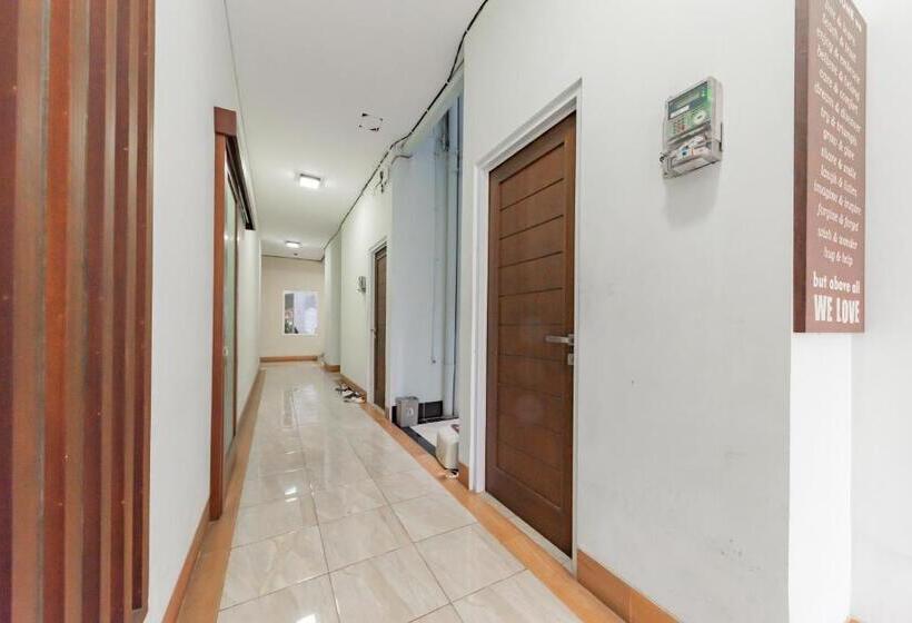 Отель Koolkost @ The Casa 18