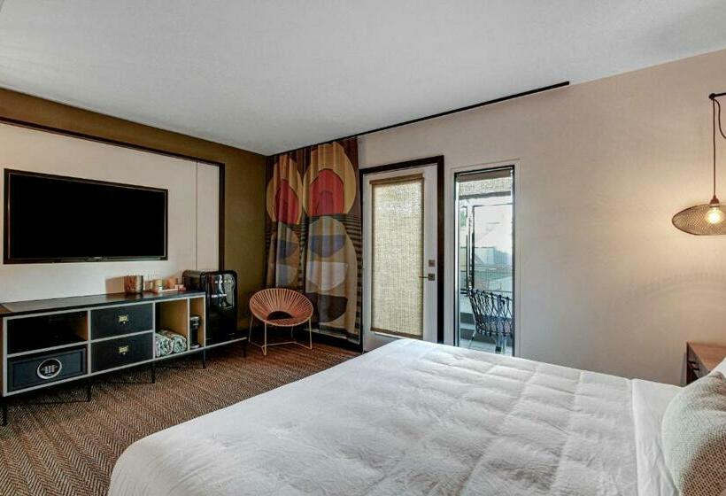 فندق Mahala 21 And Over