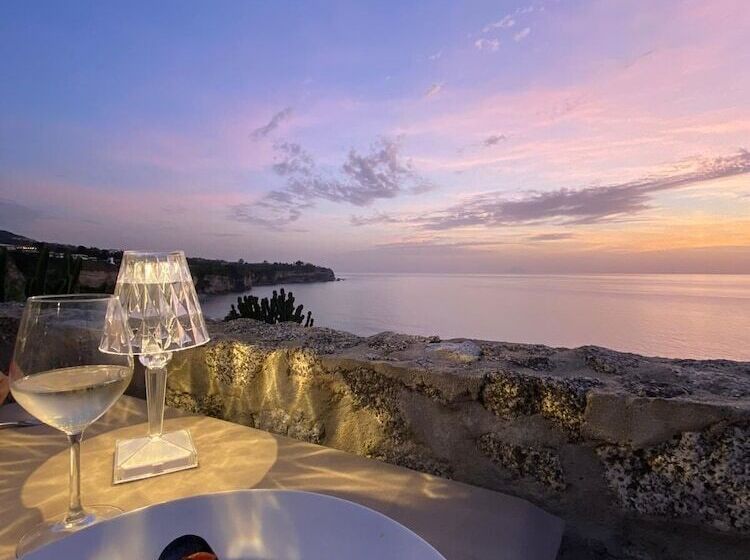 ホテル Mediterranean Boutique