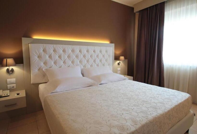 ホテル Mediterranean Boutique